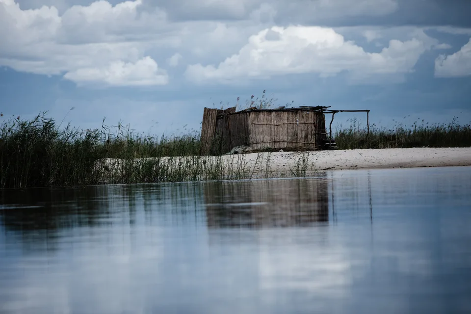 A seasonal dwelling built to be abandoned and rebuilt as the Barotse floodplain floods